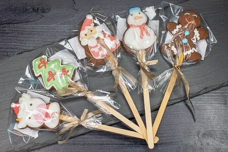 Печенье Зверята на палочке