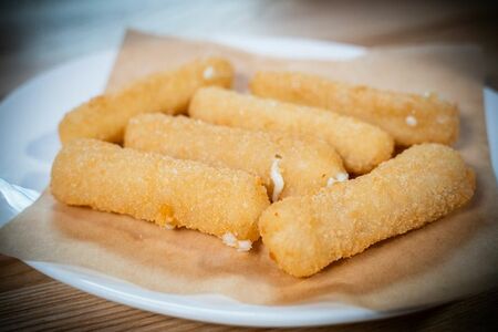 Сырные палочки