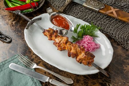 Свинoй шашлык в томатном маринаде