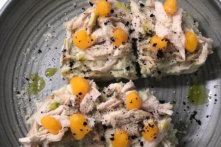 Брускетта с копченой курицей