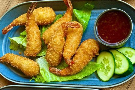 Том Чиен Су