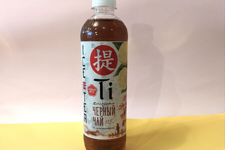 Холодный Черный чай TI с лимоном