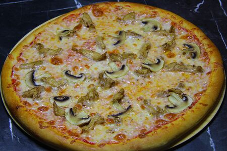 Пицца Курица-грибы