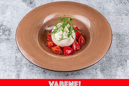 Трюфельная Буррата с томатами