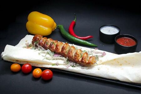 Кебаб в лаваше из индейки