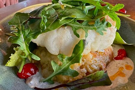 Судак с грибным соусом 