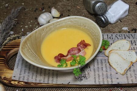 Сырный крем-суп