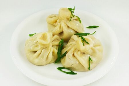 Хинкали с говядиной и свининой