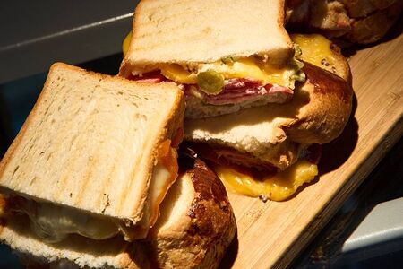 Сэндвич с тунцом