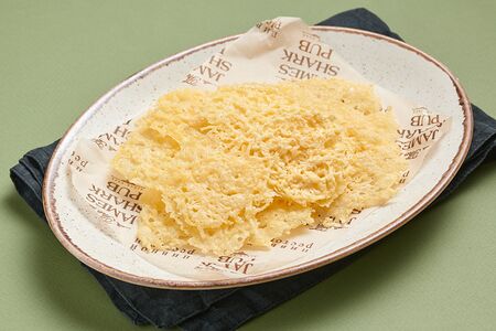 Хрустящие чипсы из пармезана