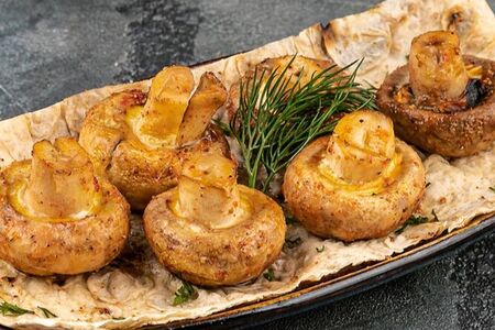 Запеченные грибы с курдюком