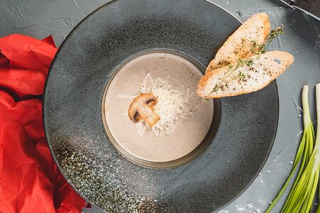 Крем-суп с белыми грибами