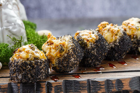 Запеченный ролл с мидиями