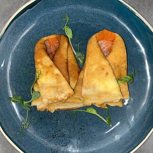 Блинчики с семгой и крем-чиз