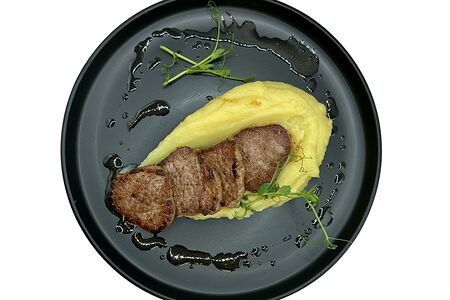 Медальоны из говядины