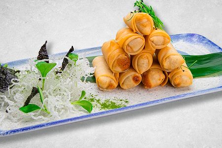 Спринг-роллы с говядиной и пекинской капустой