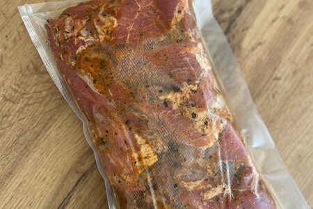 Свиная шейка маринованная 