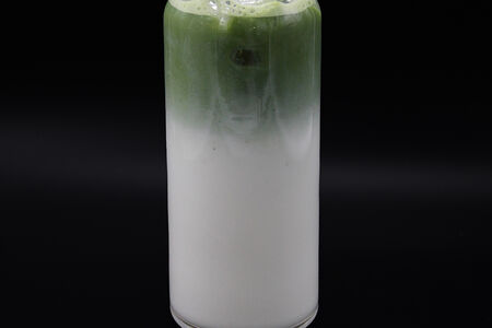 Айс матча-латте зеленая