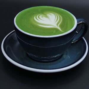 Матча-латте зеленая