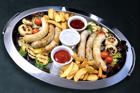 Фирменные колбаски Большой микс