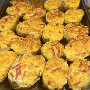 Картошка, начиненная ветчиной и сыром