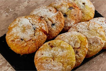 Печенье лимонное со смородиной