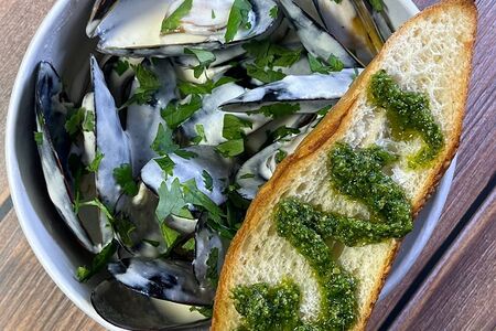 Мидии с сливочном соусе 