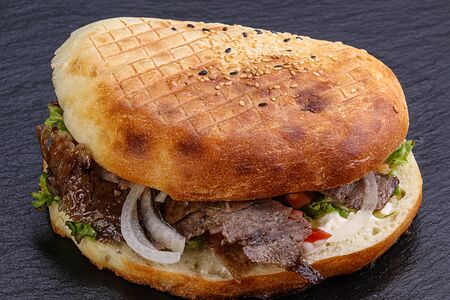 Донер с телятиной в пите