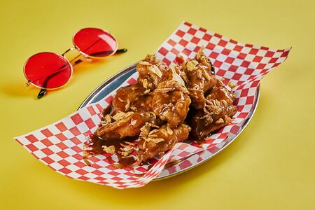 Крылья в соусе джим бим 