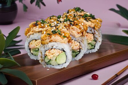 Острый ролл с тунцом