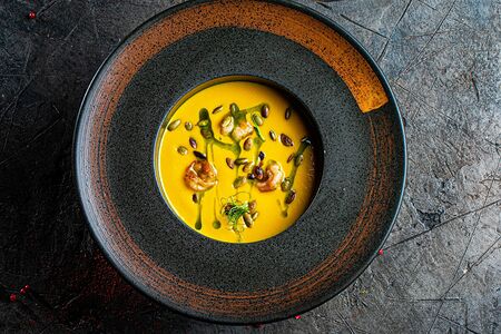 Тыквенно-кокосовый суп на кокосовом молоке