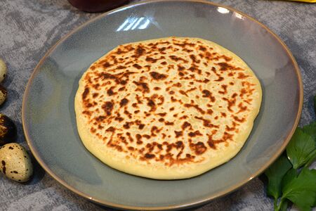 Домашняя лепешка с сыром