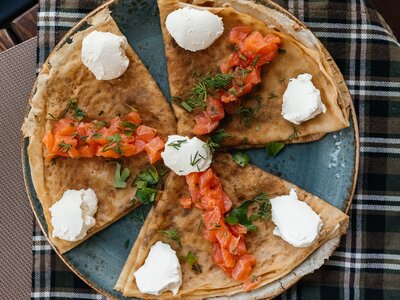 Блинчики с сёмгой и творожным сыром