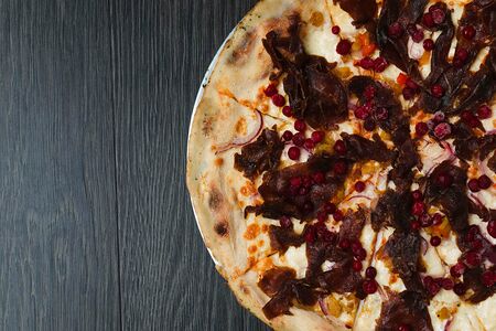 Пицца с Олениной