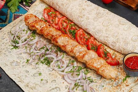 Бурум из люля свинины