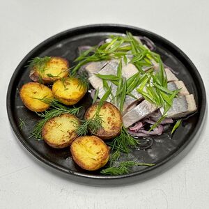Сельдь с картофелем