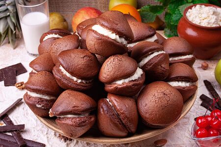 Печенье шоколадно-сметанное на кефире