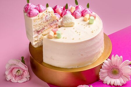 Торт Молочная девочка