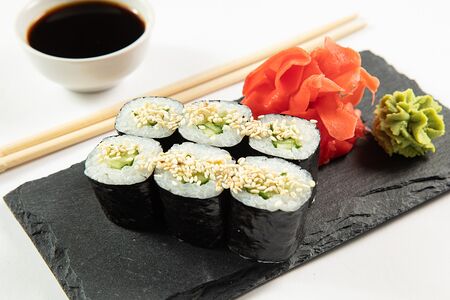 Маки огурец