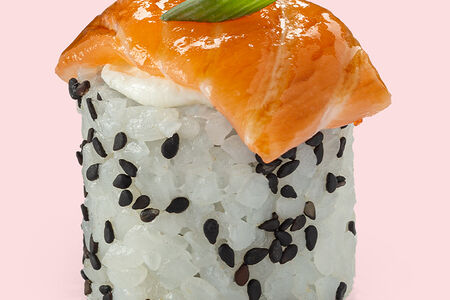 Ролл сливочный с лососем