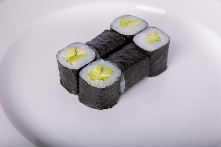 Ролл Авокадо