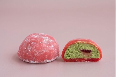 Моти фисташковый