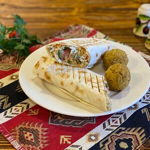 Шаурма с фалафелем