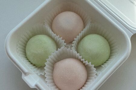 Моти клубника, фисташка 