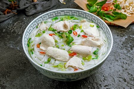 Суп Pho Ga с курицей Pho Ga