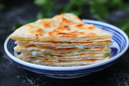 Лепешка с луком