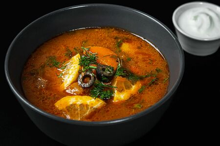 Солянка мясная