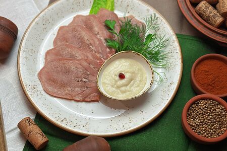 Язык говяжий с хреном