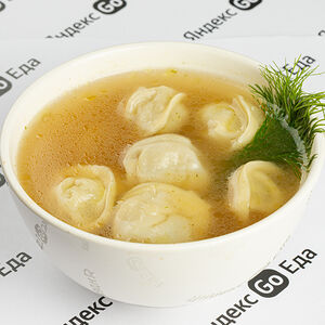 Домашние пельмени со сметаной