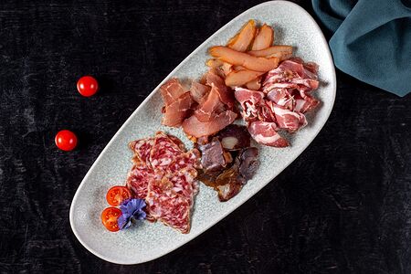 Мясное ассорти